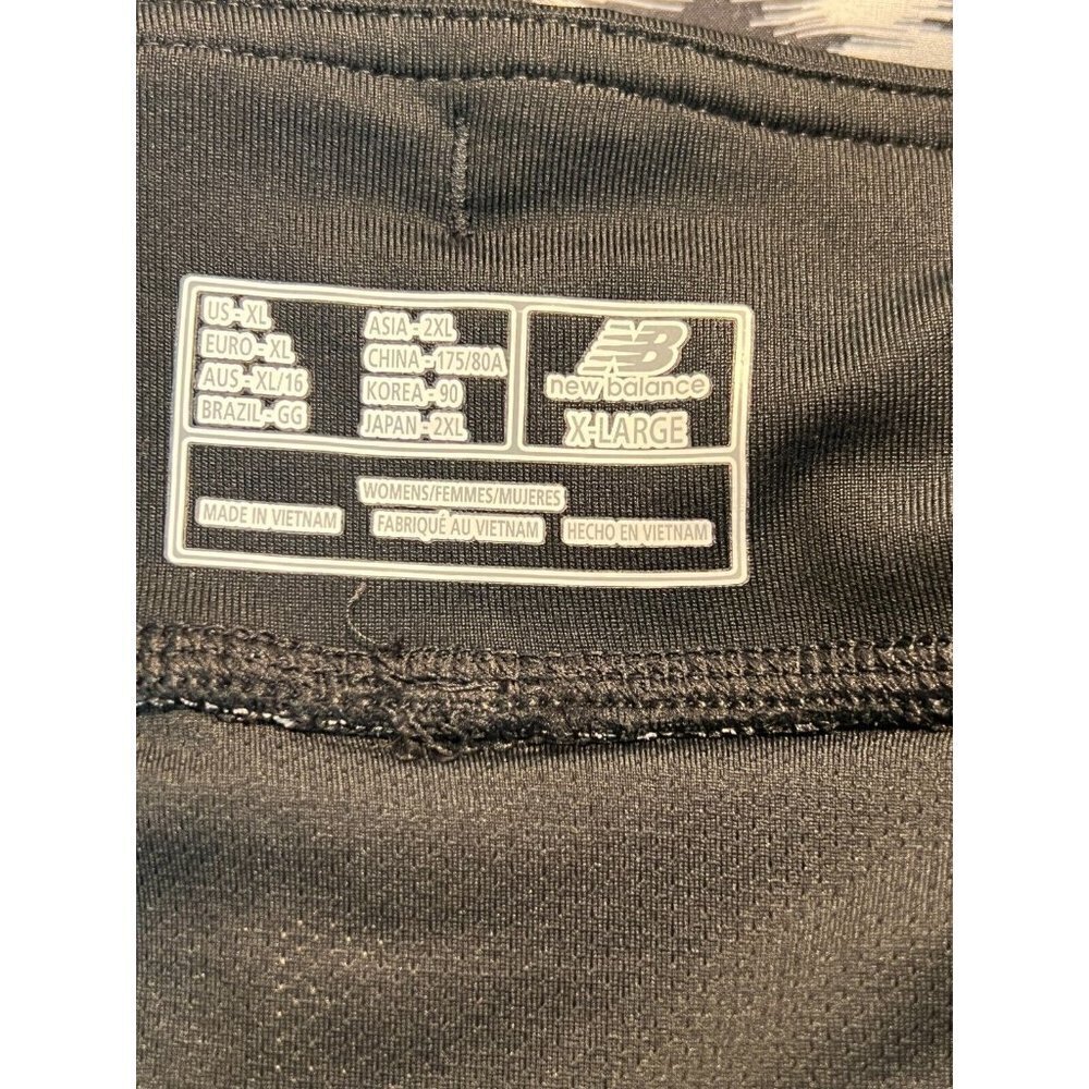New Balance Impact 3" Shorts Size XL White Black Brief Lined Wicking‎ Fabric NWT - Picture 9 of 16